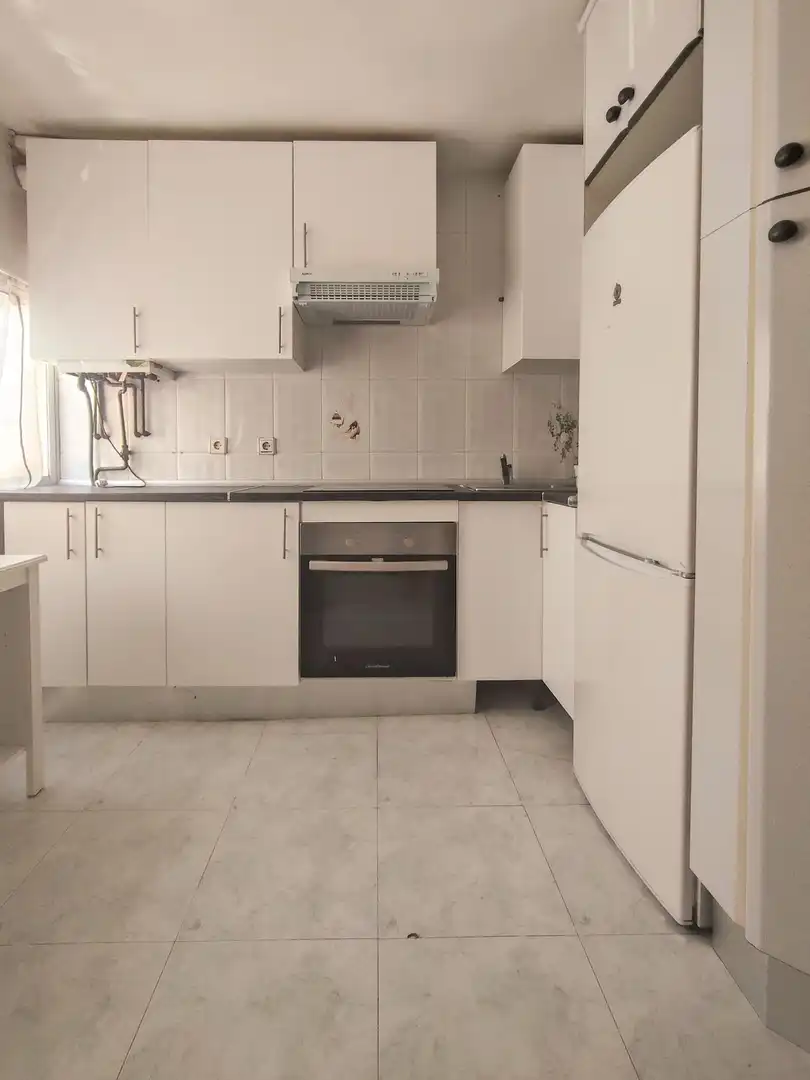 Cocina de Piso en venta en Madrid con Calefacción y Parquet