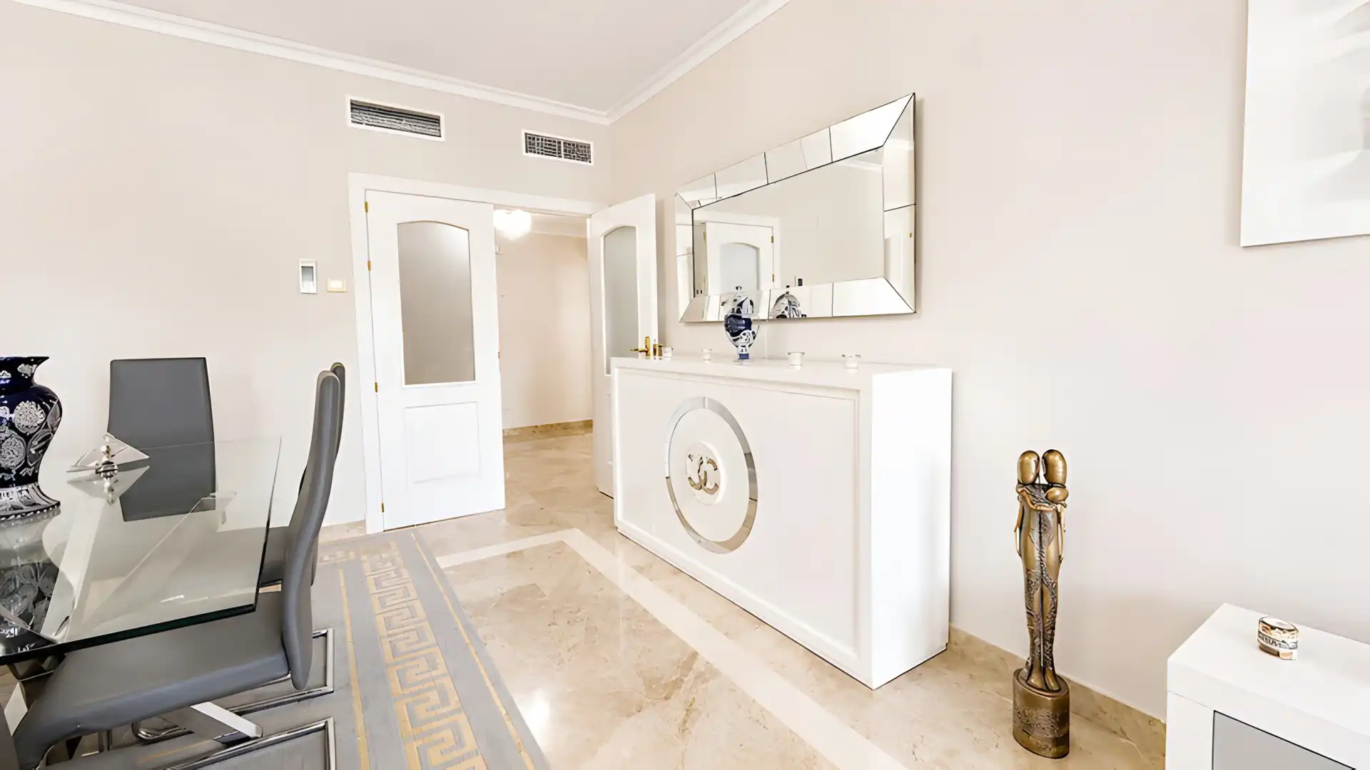 Planta baja en venta en Marbella con Aire acondicionado, Terraza y Trastero