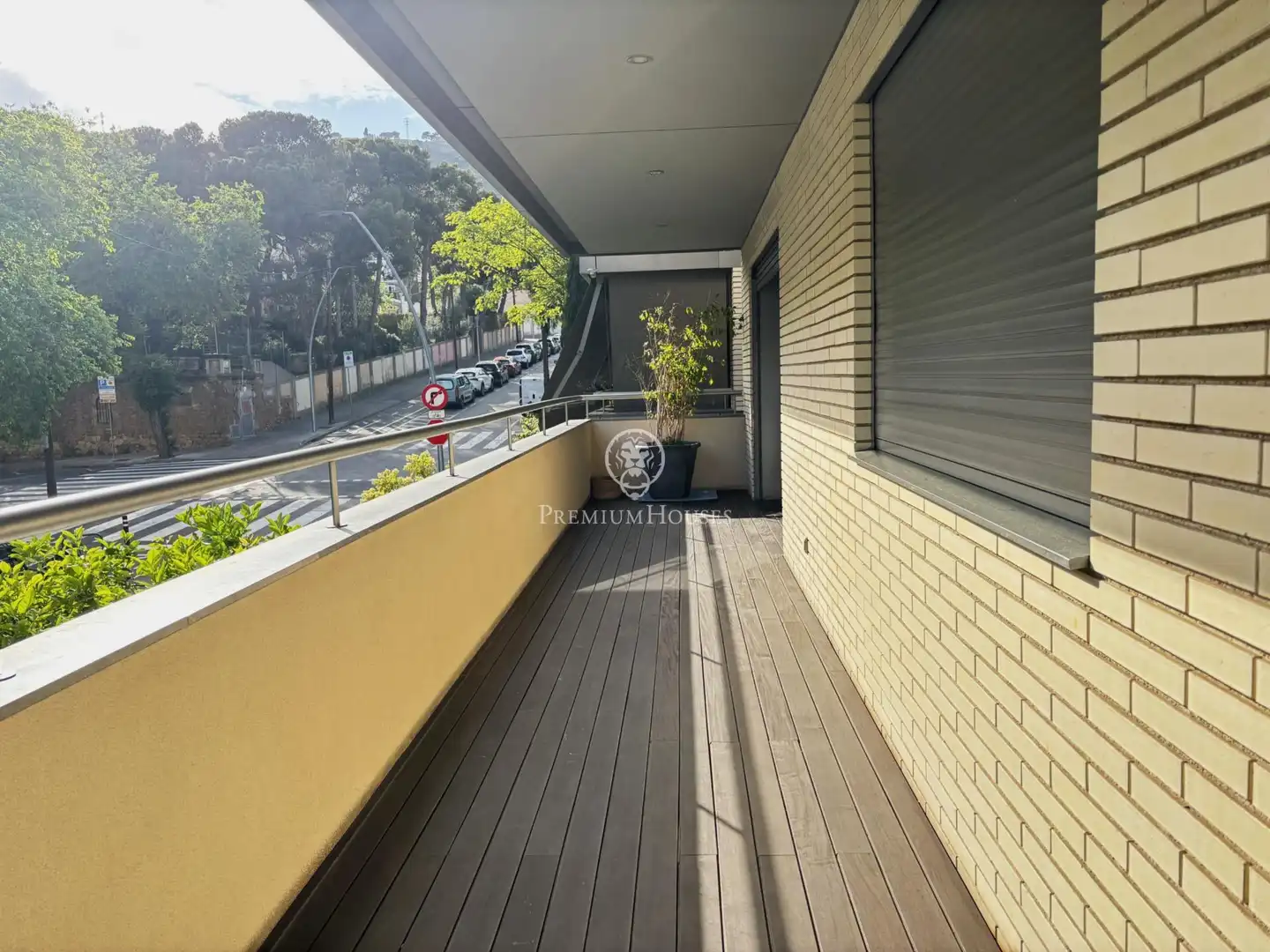 Terrasse von Wohnung zum Verkauf in Barcelona mit Heizung, Privatgarten und Terrasse