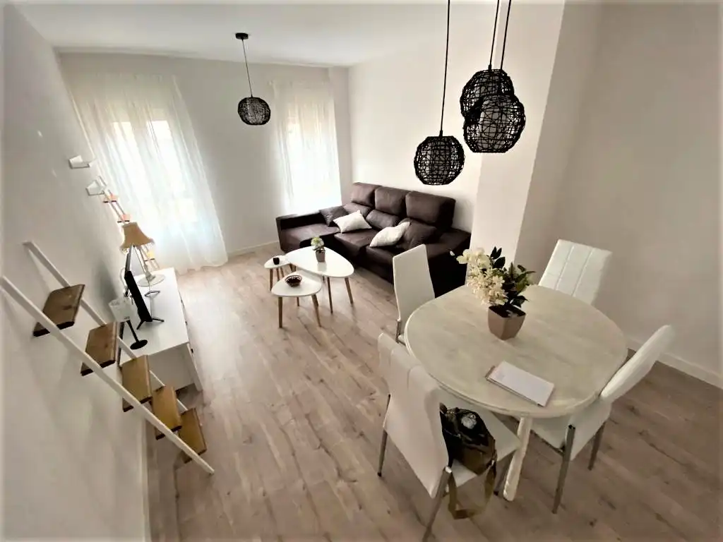 Sala de estar de Piso de alquiler en Cáceres con Amueblado