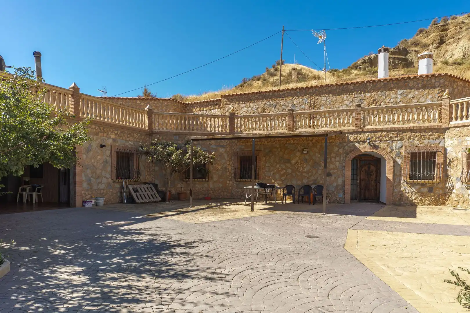 Exterior view of Country homes for sale in Guadix  with Terrace, Storage room and Furnished