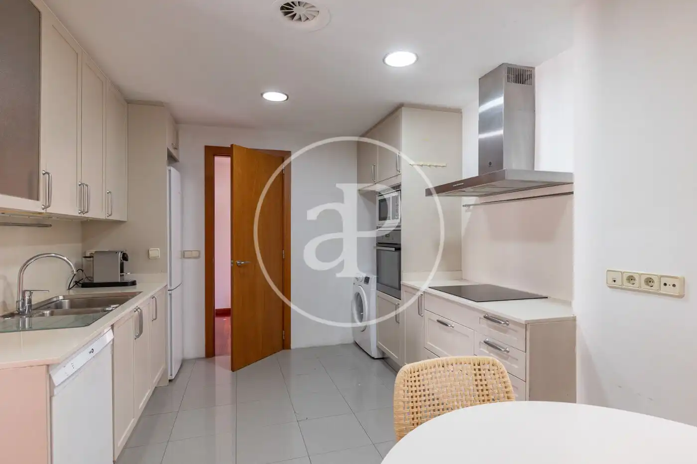 Wohnung zur Miete in Carrer de Provença, Dreta de l'Eixample