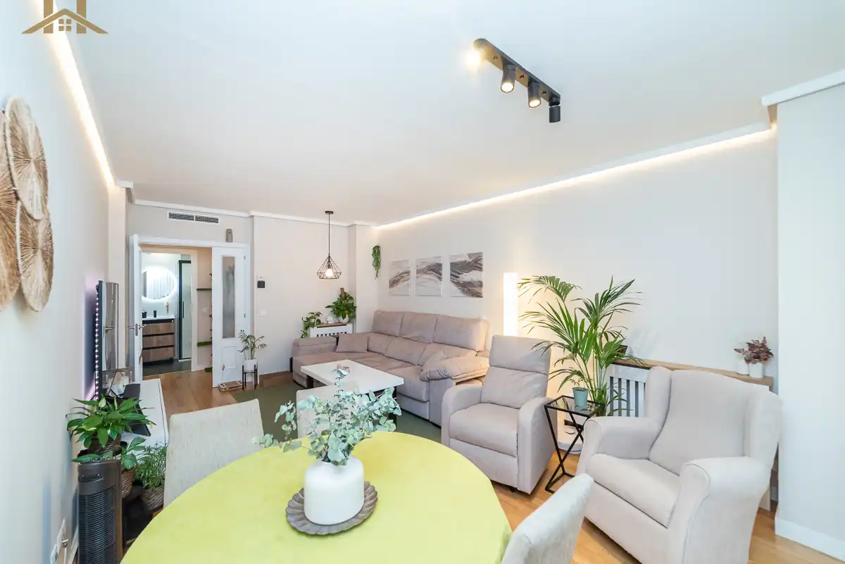 Sala de estar de Ático en venta en Alcorcón con Aire acondicionado, Calefacción y Terraza