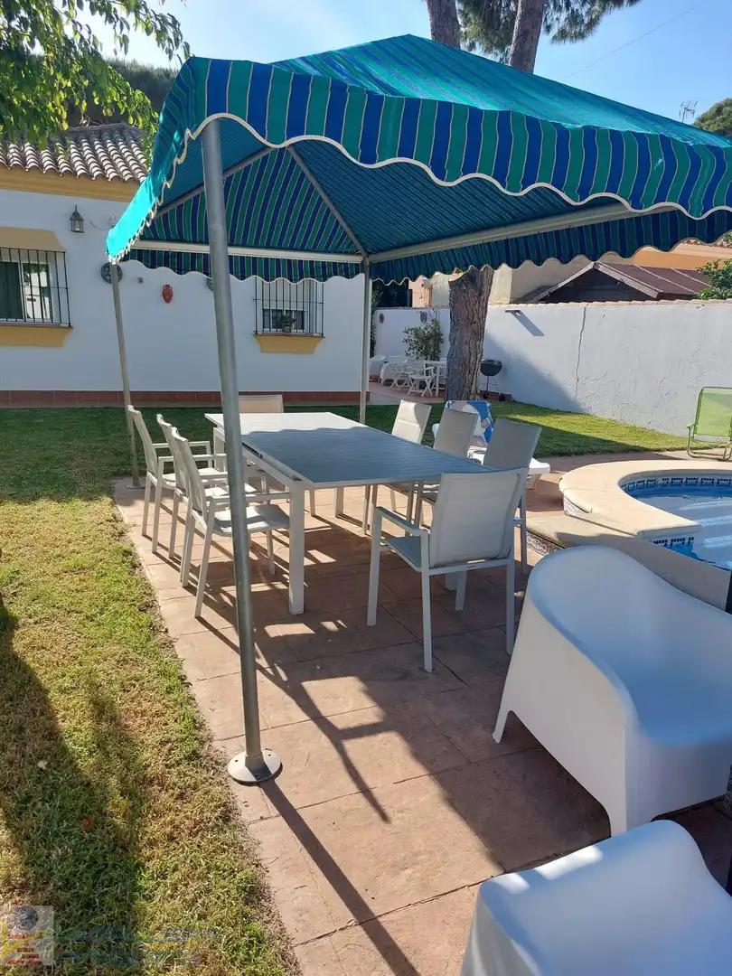 Villa mit Pool zum Verkauf in Los Gallos, imagen 2