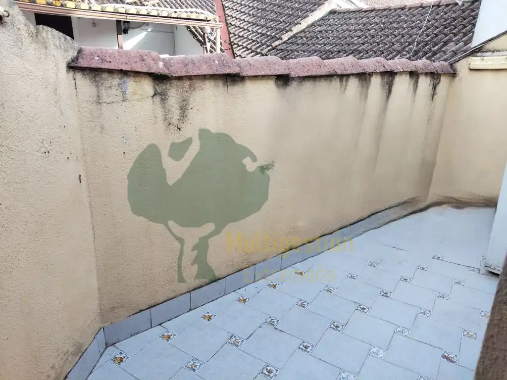 Vista exterior de Dúplex en venda en Cáceres