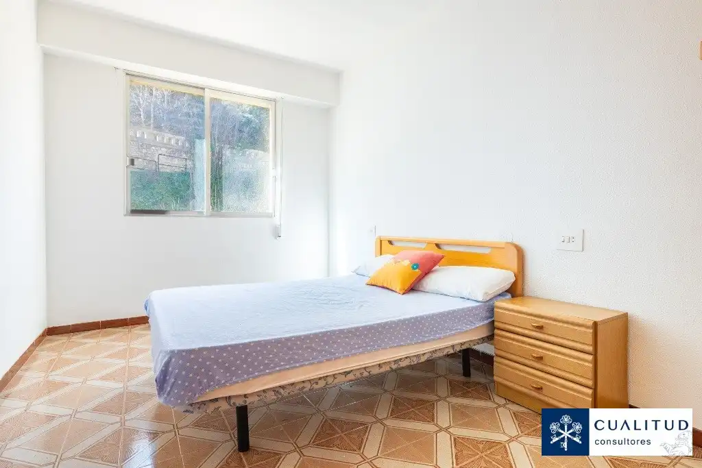 Habitación de Apartamento en venta en Benassal con Amueblado