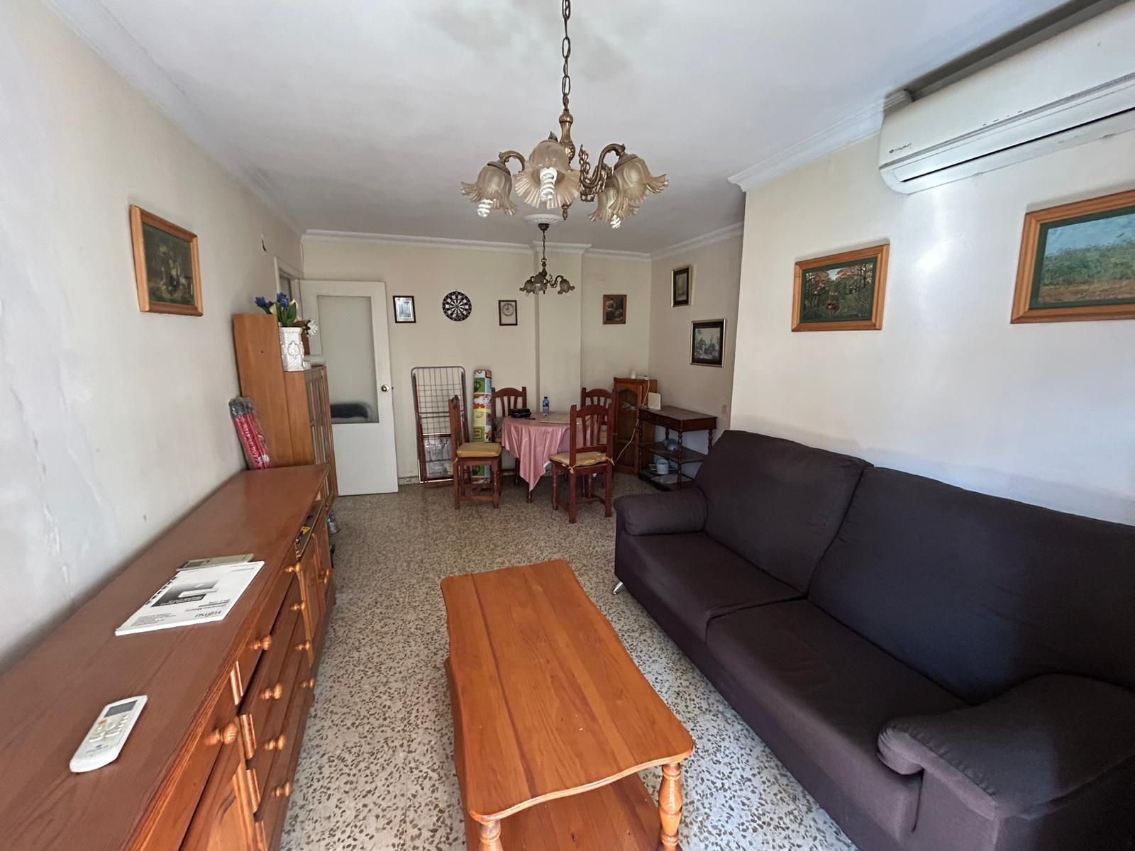 Living room of Flat for sale in  Sevilla Capital  with Air Conditioner, Terrace and Balcony