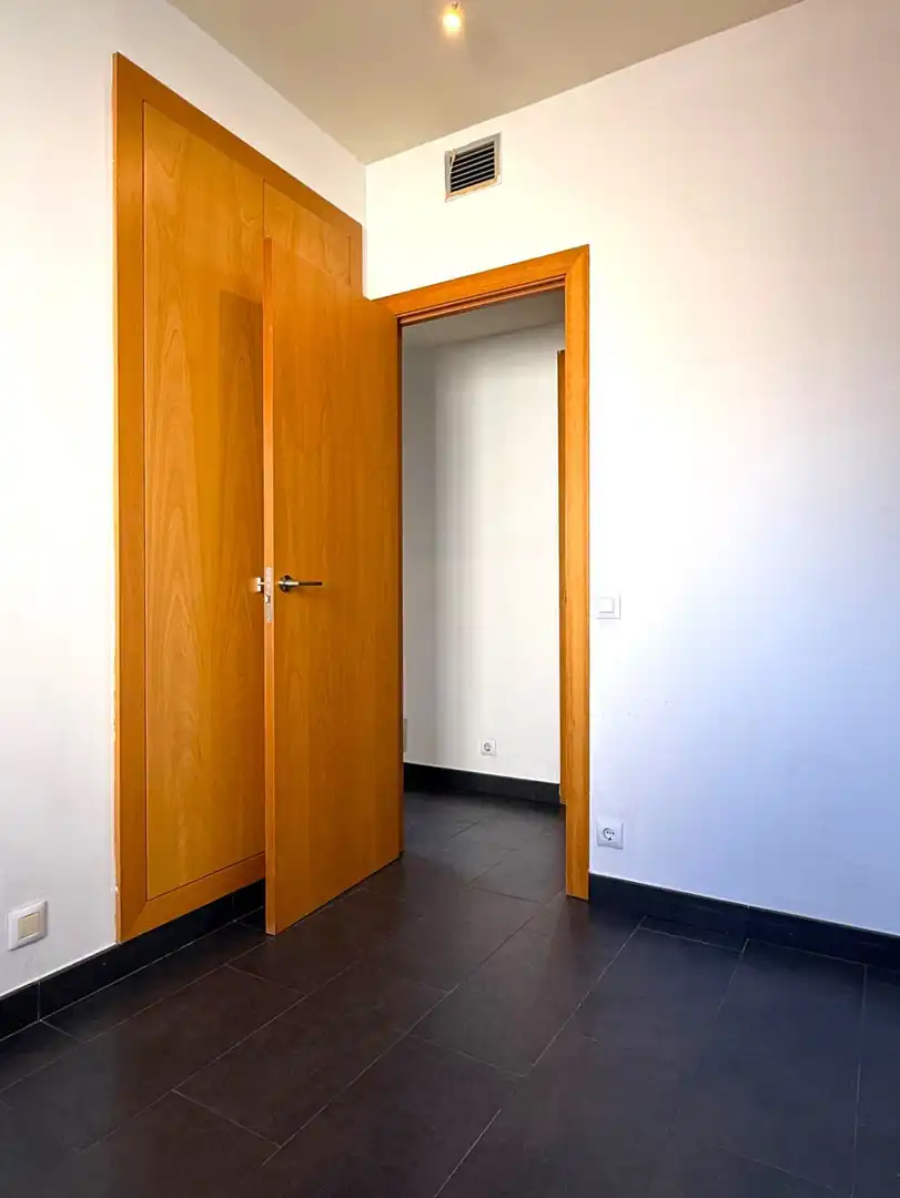 Piso en venta en Sant Vicenç Dels Horts con Aire acondicionado y Calefacción
