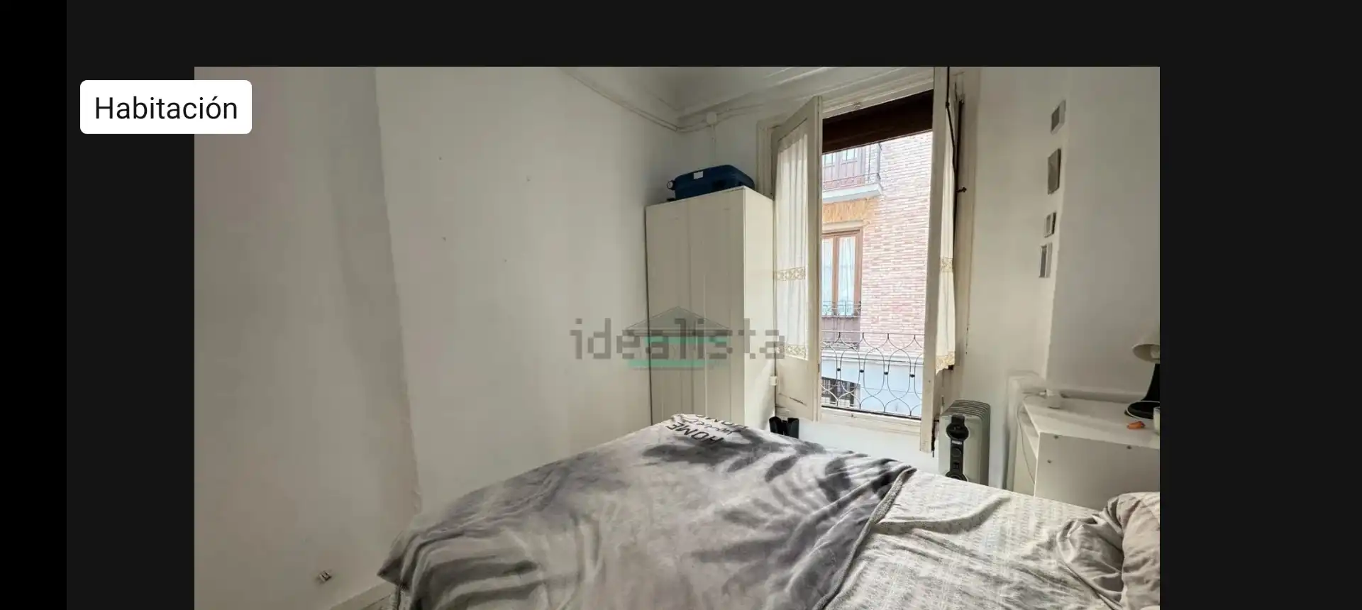 Bedroom of Flat for sale in  Granada Capital  with Air Conditioner and Balcony