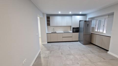 Photo 3 of Flat to rent in Calle de Poggi Borsotto, 7, Buenavista - Chapatal, Santa Cruz de Tenerife