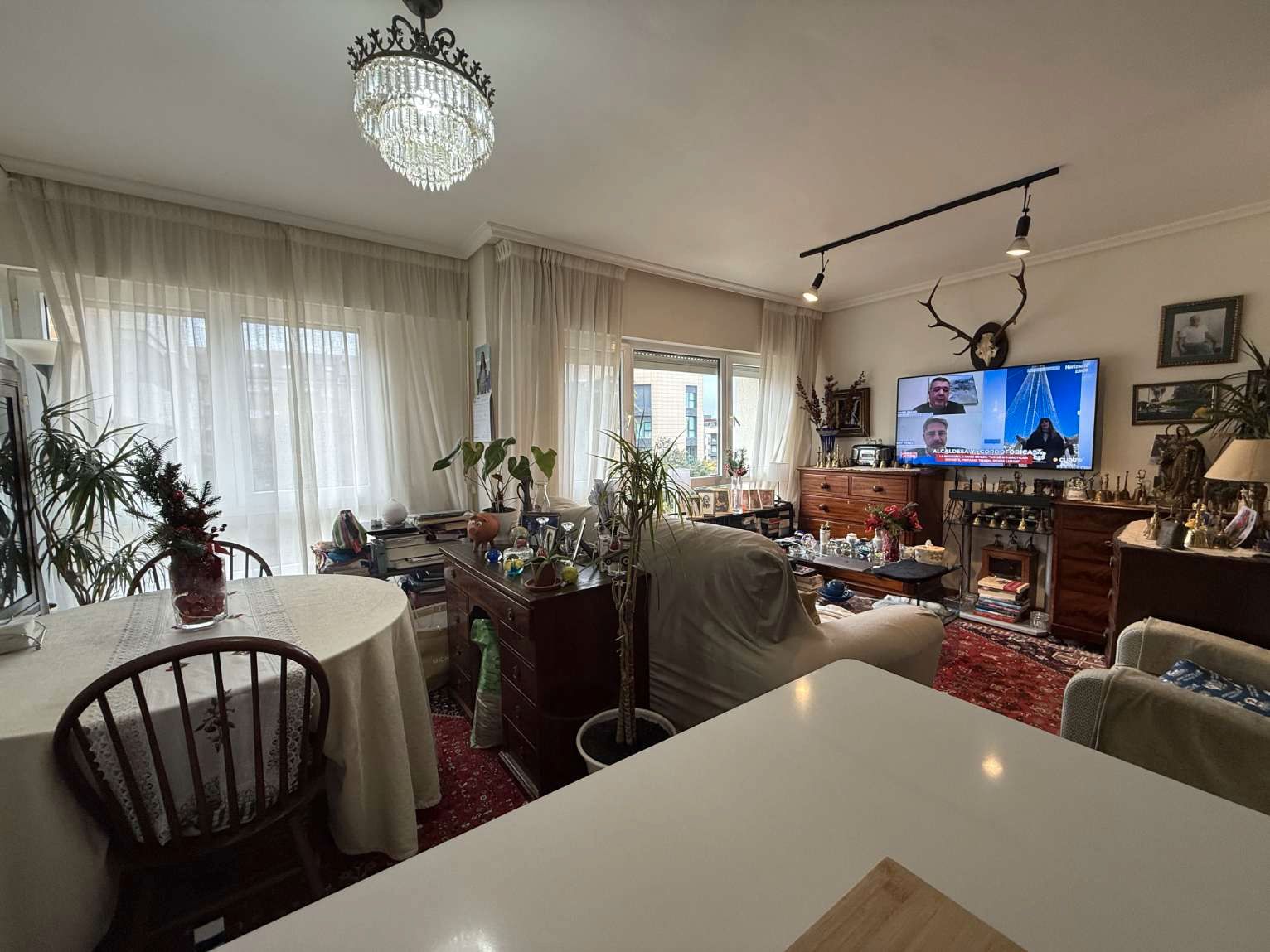 Sala d'estar de Pis en venda en Santander amb Traster i Moblat