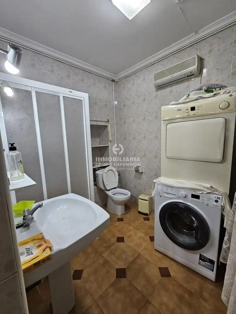 Habitación de Casa o chalet en venta en Novelda