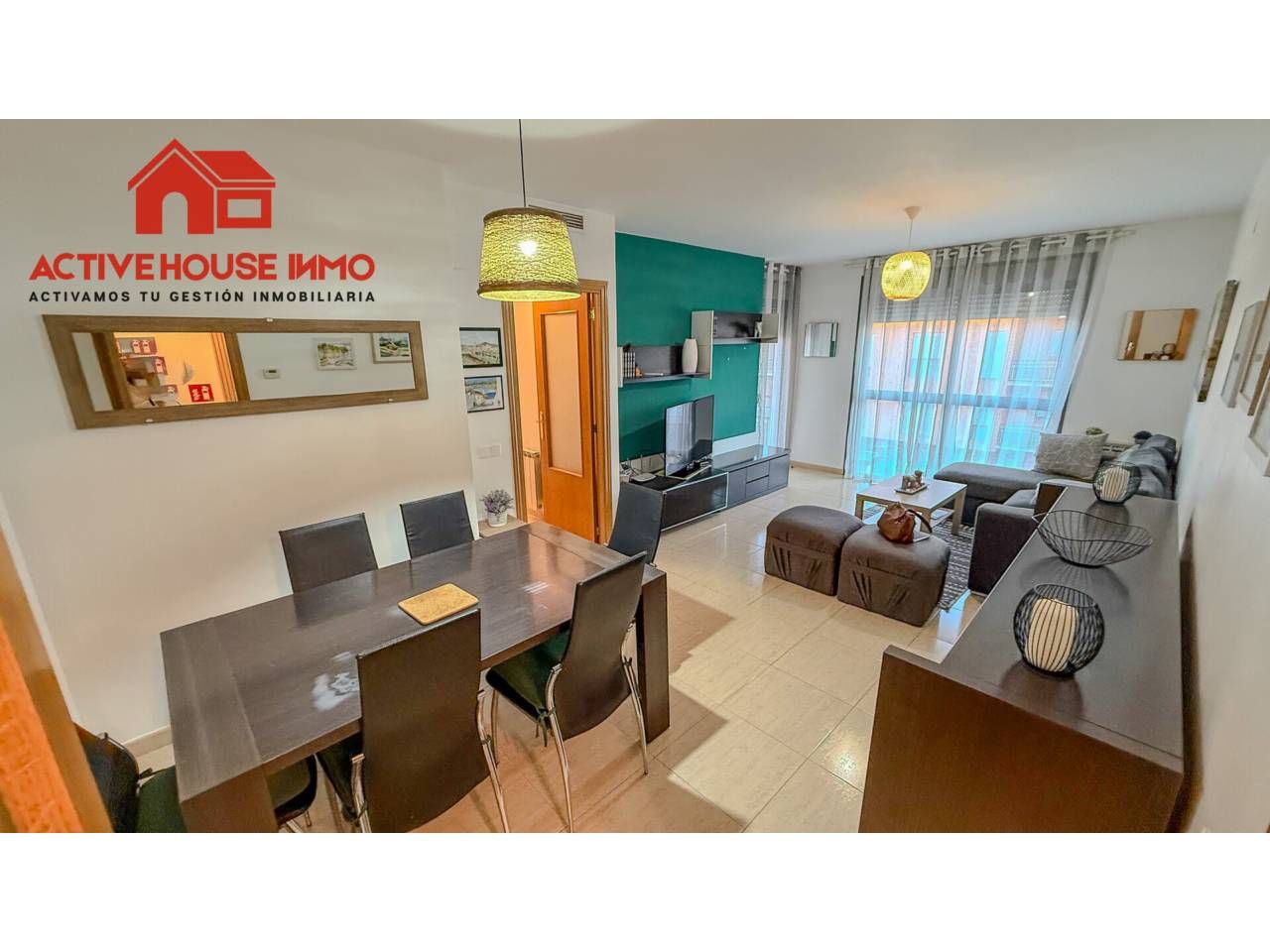 Vista exterior de Pis en venda en Santa Bàrbara amb Aire condicionat, Calefacció i Terrassa