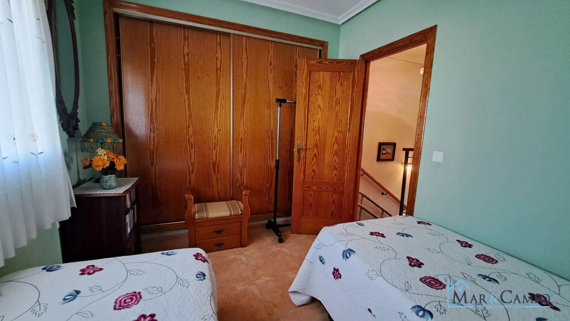 Dormitori de Casa adosada en venda en San Javier amb Aire condicionat, Jardí privat i Moblat