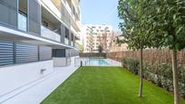 Piscina de Pis en venda en L'Hospitalet de Llobregat amb Aire condicionat, Terrassa i Piscina