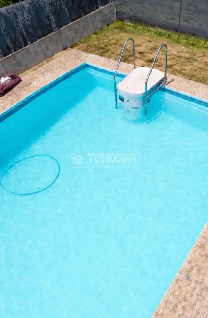Piscina de Casa o xalet en venda en Zaragoza amb Aire condicionat i Piscina