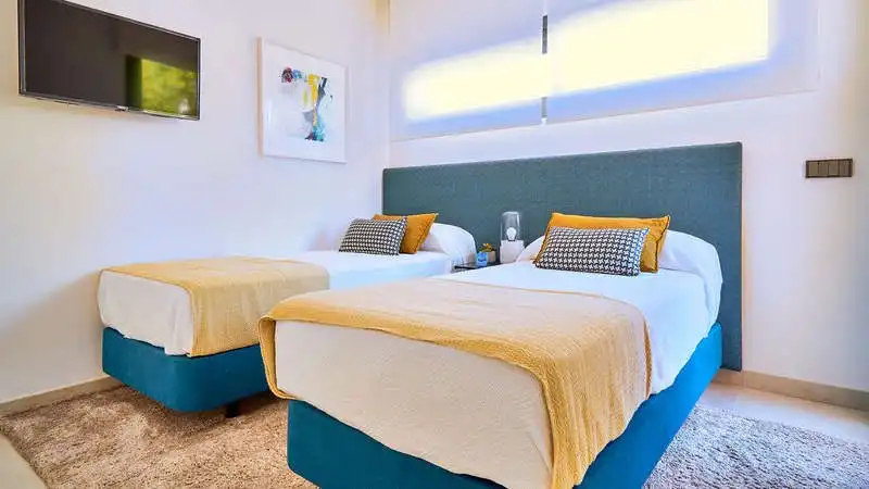 Villa con piscina in vendita a Nueva Andalucía, imagen 8