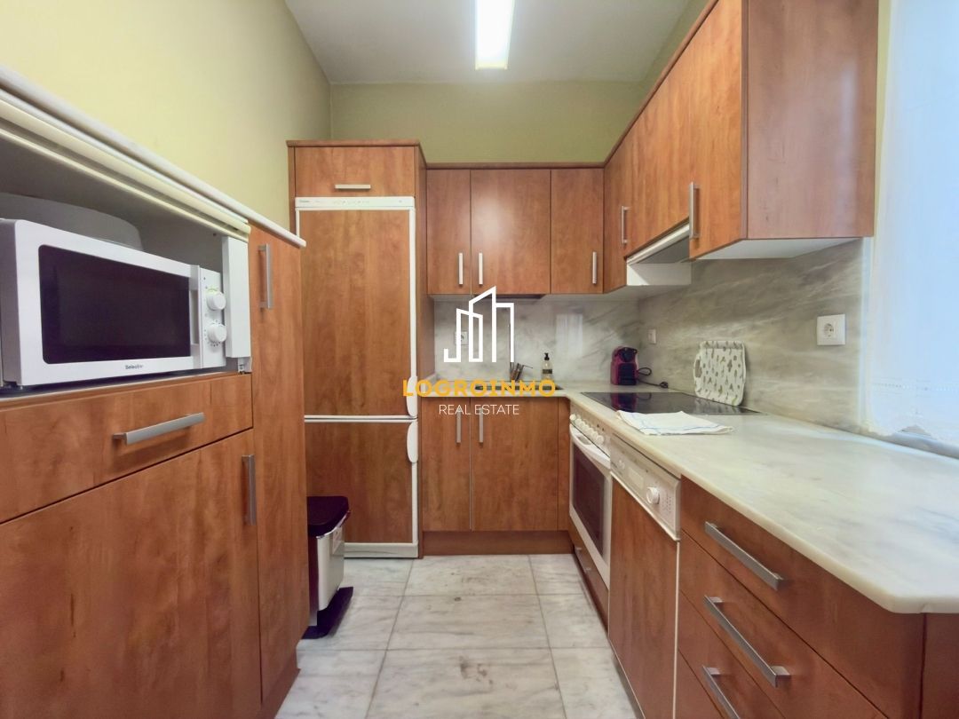 Pis de lloguer a Gran Via, Centro