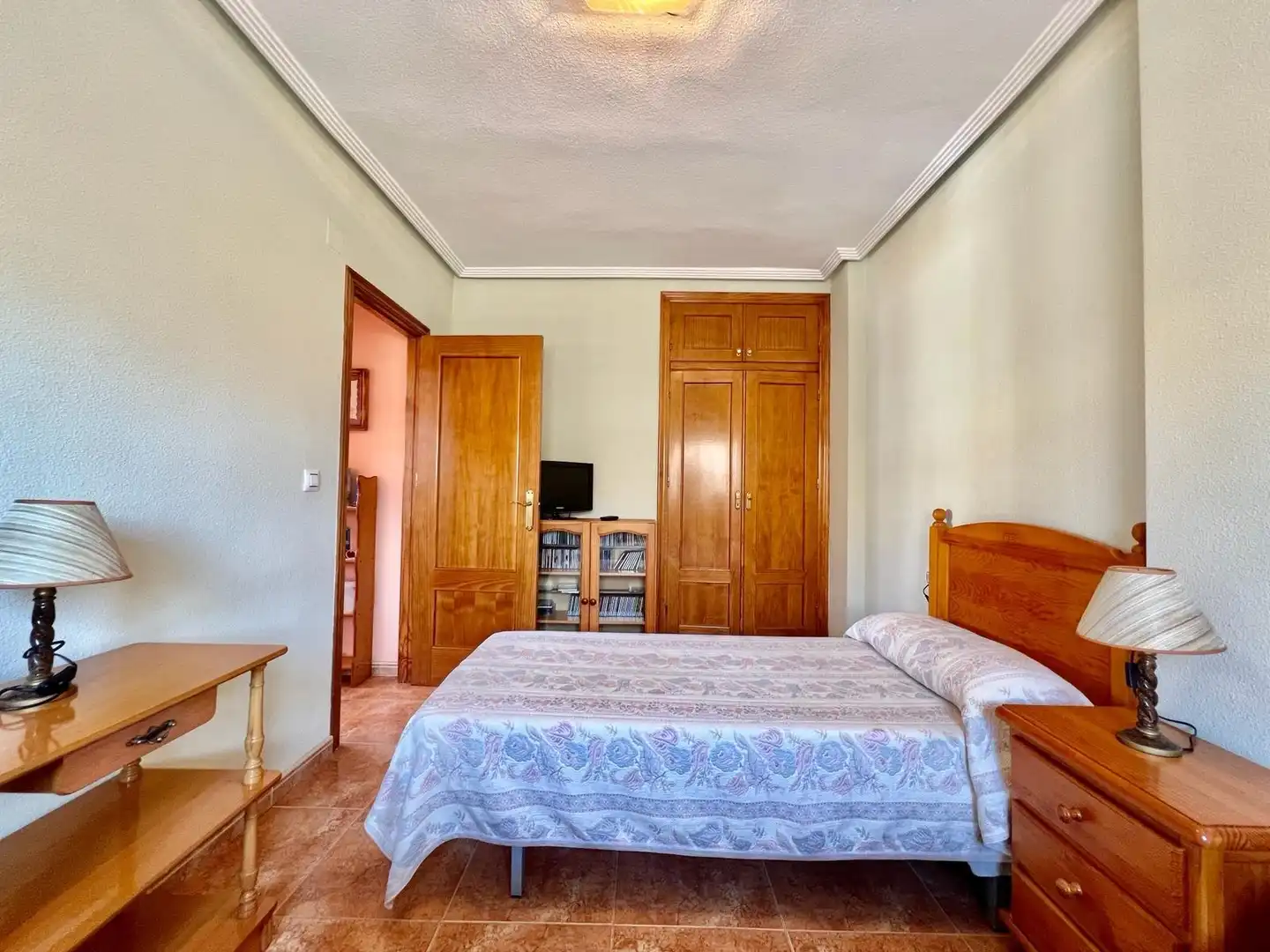 Habitación de Casa o chalet en venta en Torrevieja con Jardín privado, Terraza y Trastero