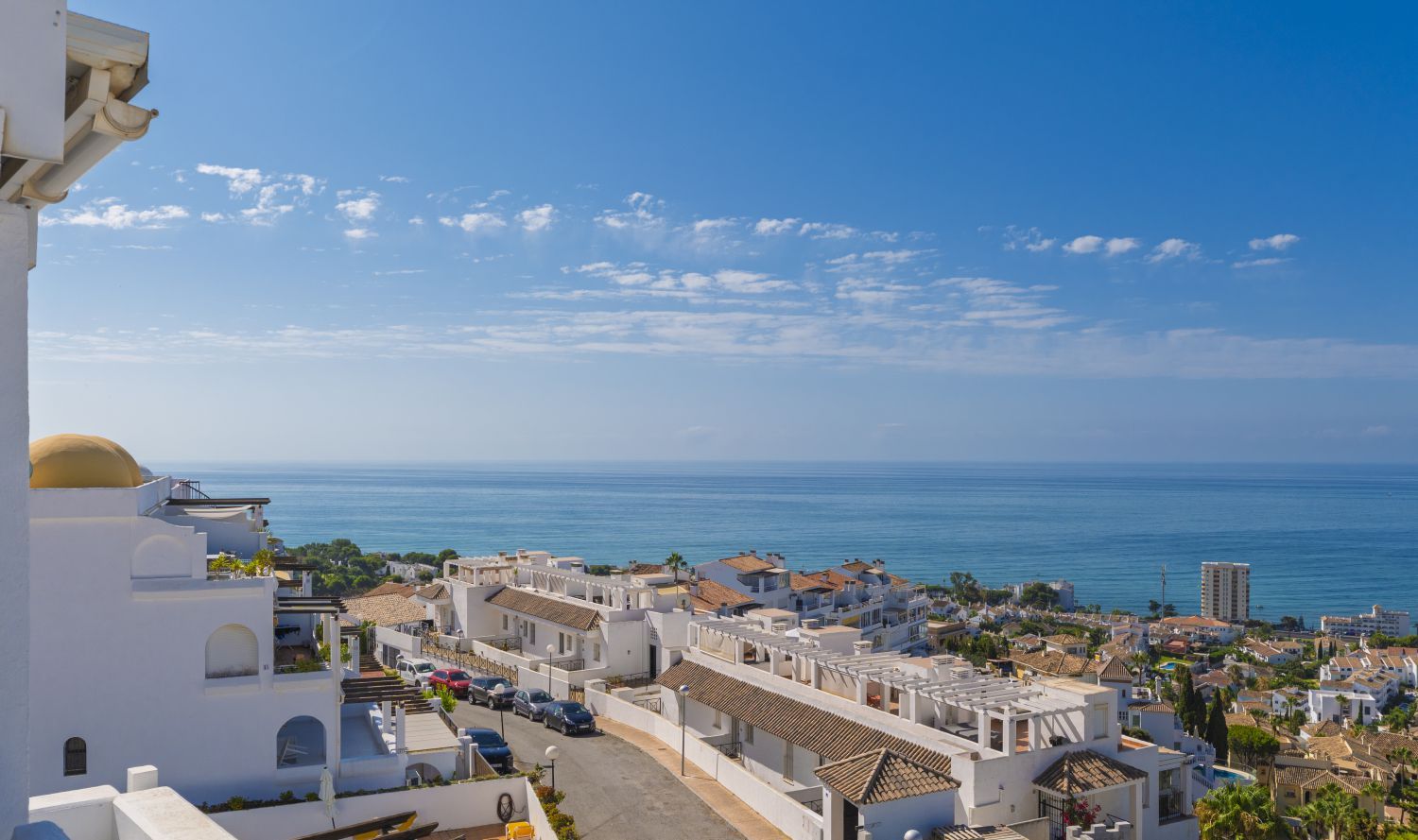 Vista exterior de Ático en venta en Mijas con Calefacción, Terraza y Piscina comunitaria