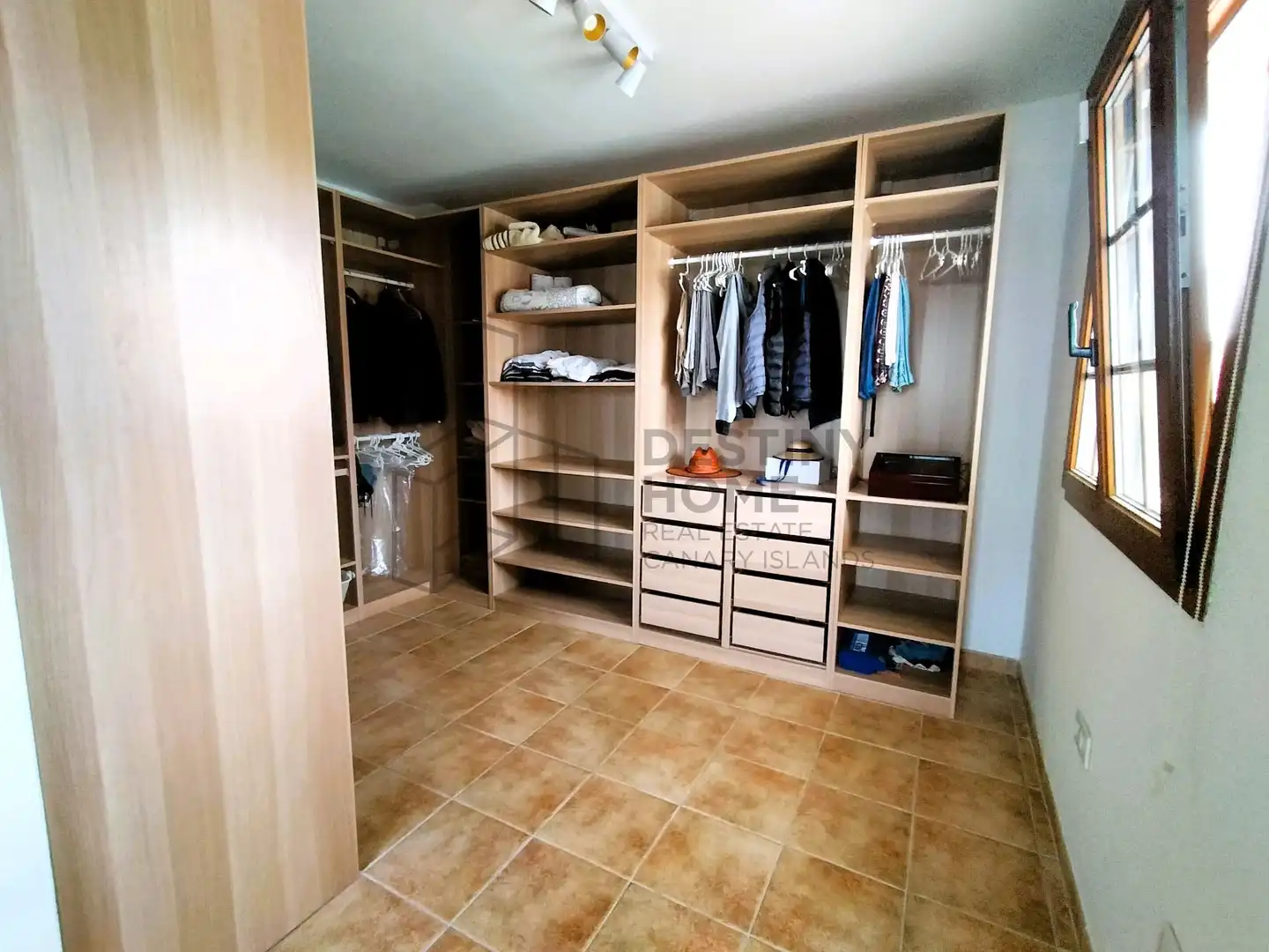 Dormitori de Casa o xalet en venda en La Oliva amb Jardí privat, Traster i Piscina