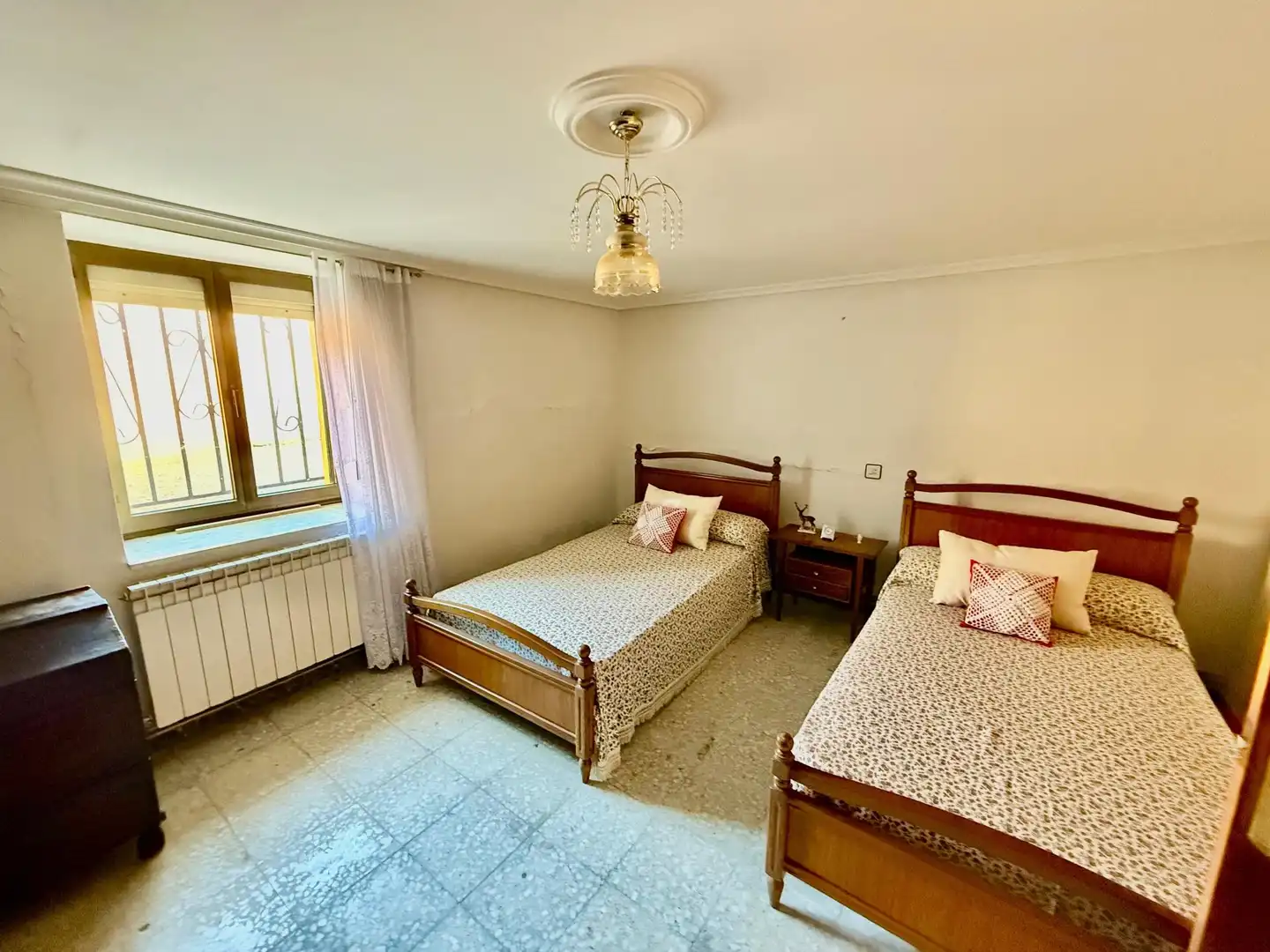 Schlafzimmer von Country house zum Verkauf in Toral de los Guzmanes