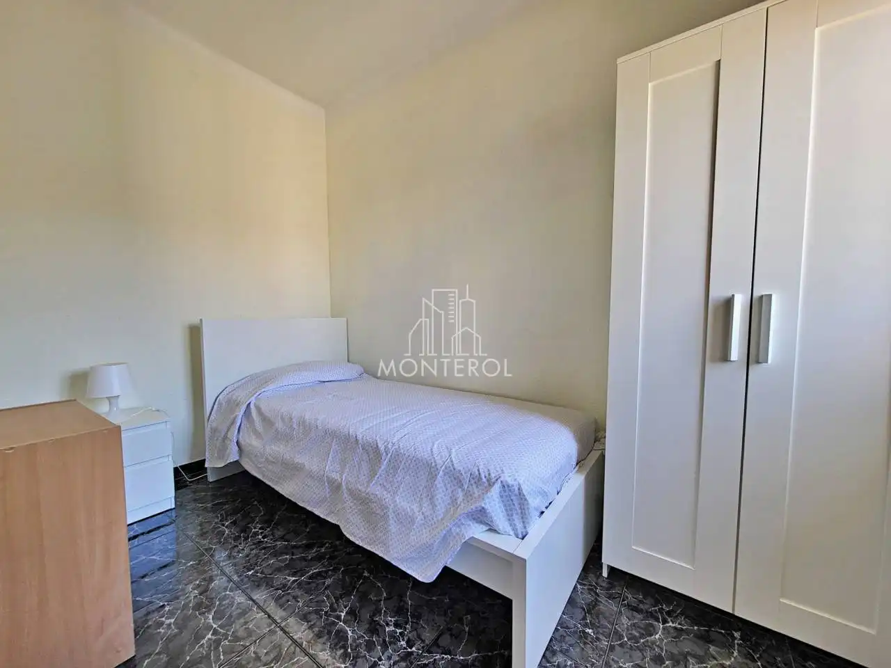 Bedroom of Flat for sale in Barcelona  with Balcony