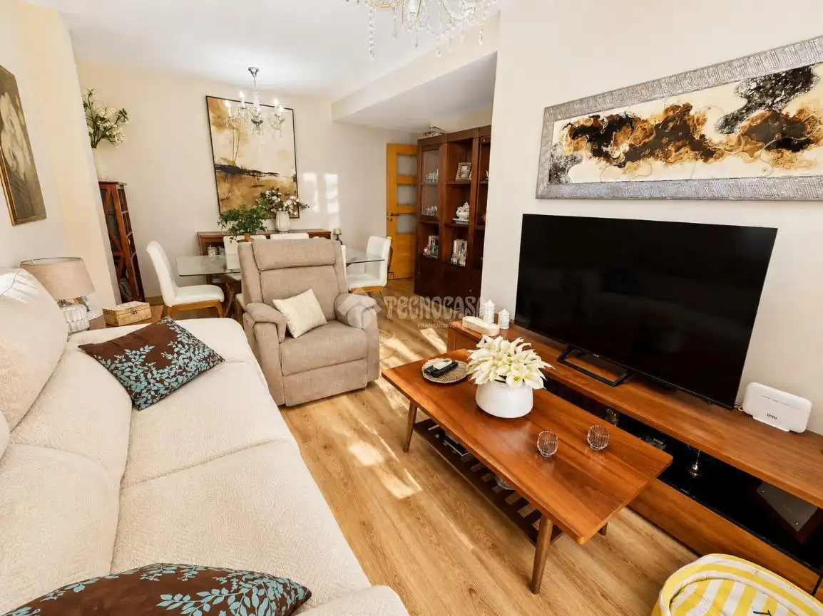 Living room of Flat for sale in Armilla  with Air Conditioner, Terrace and Storage room