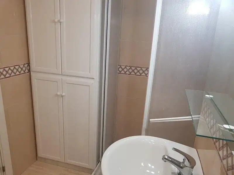 Bathroom of Flat for sale in Rota