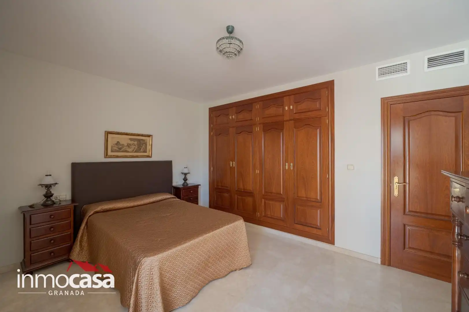 Villa con piscina in vendita a Peligros, imagen 65