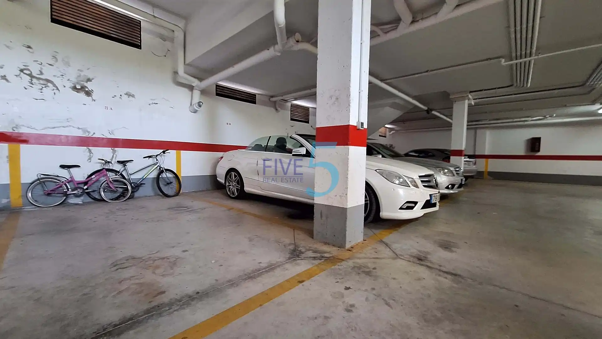 Parking de Piso en venta en Orihuela con Terraza y Balcón