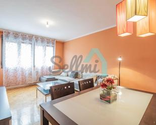 Living room of Flat for sale in Oviedo   with Heating and Parquet flooring
