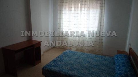 Foto 4 de Piso de alquiler en Nueva Andalucía, Almería Capital