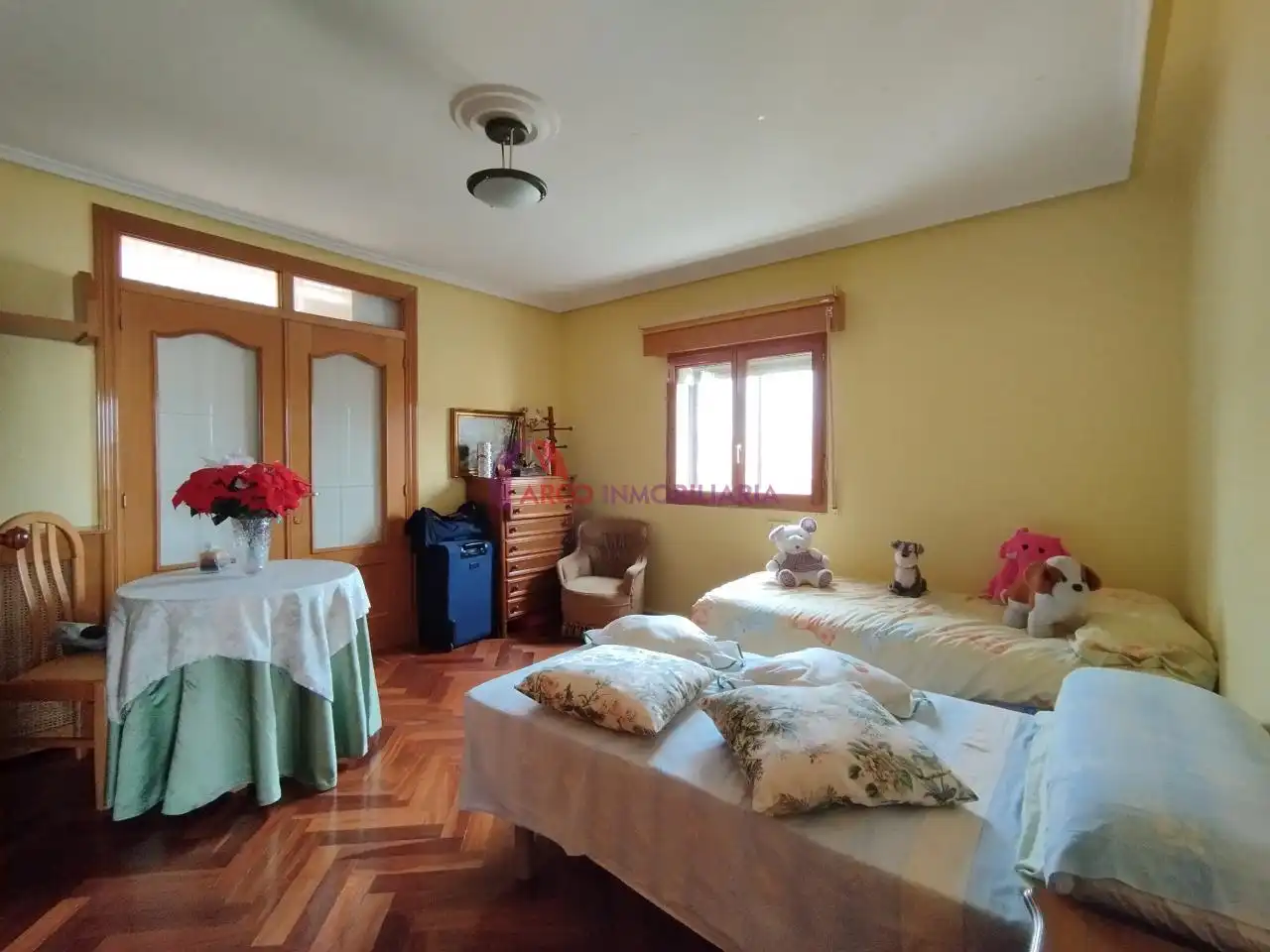Habitación de Casa o chalet en venta en Tardajos con Calefacción, Jardín privado y Parquet
