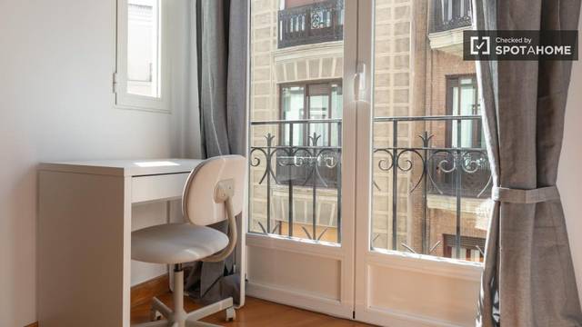 Piso en Alquiler en Sol