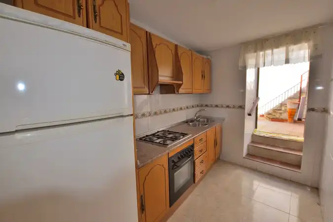 Cuina de Casa adosada en venda en Faraján amb Terrassa, Traster i Balcó