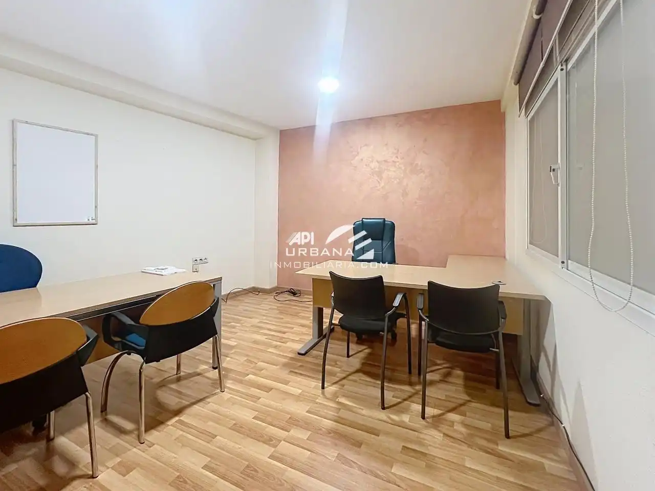 Office for sale in Lucena