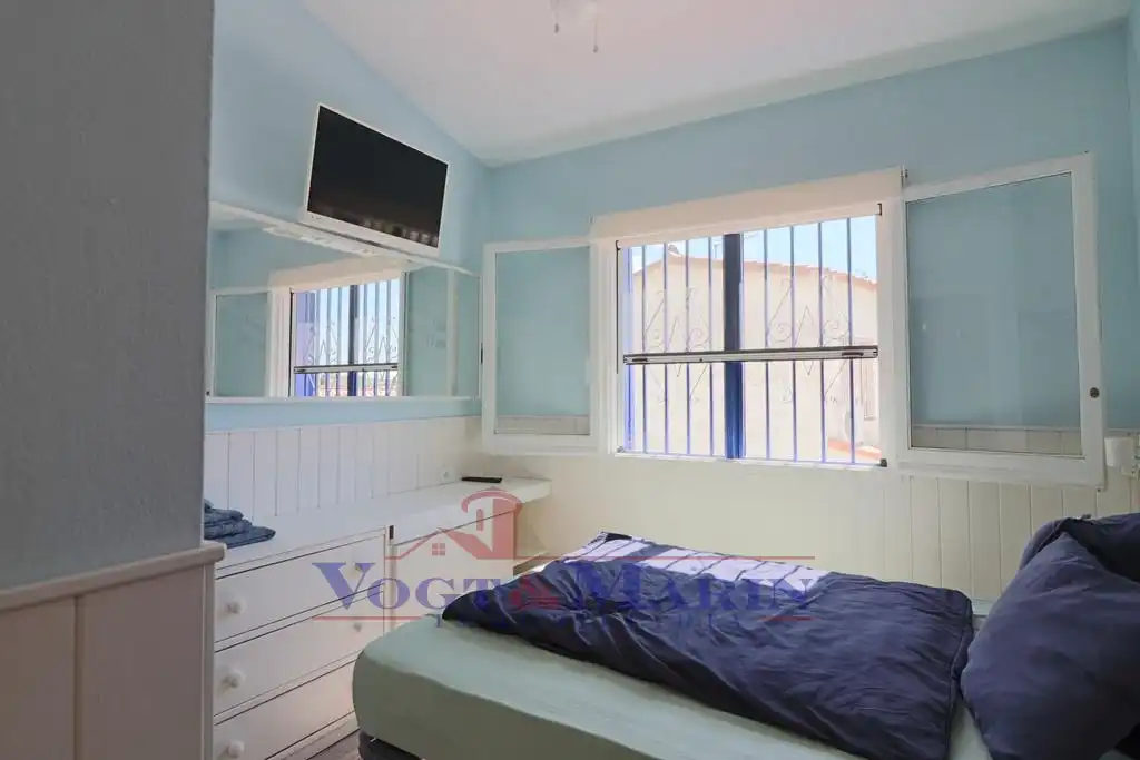 Casa bifamiliare con terrazza in vendita a Carrer Sant Maurici-C, imagen 14
