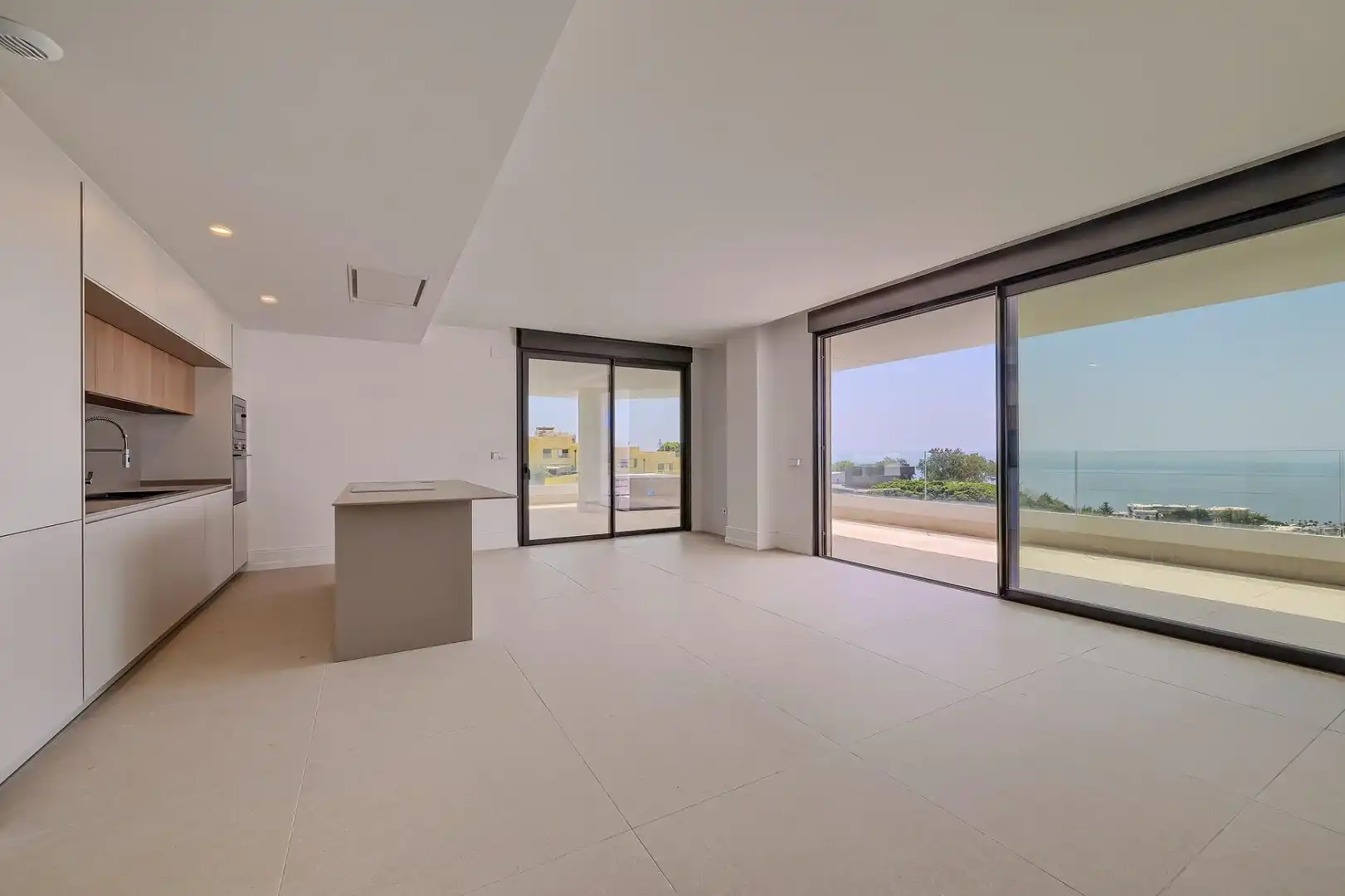Living room of Apartments for sale in Fuengirola  with Air Conditioner, Terrace and Storage room