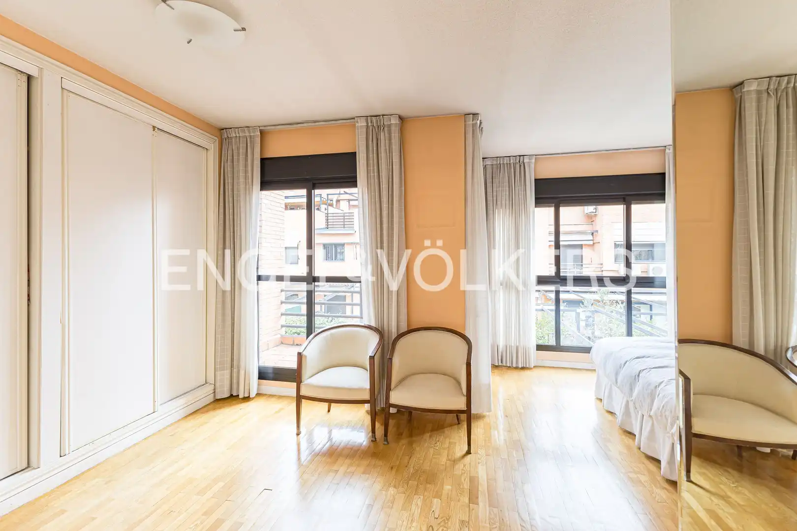 Habitación de Casa o chalet en venta en Madrid con Aire acondicionado, Calefacción y Jardín privado