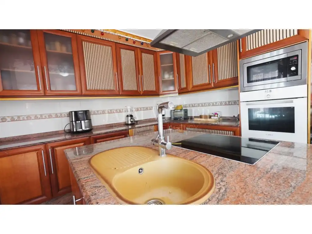 Kitchen of Houses for sale in La Huerta  