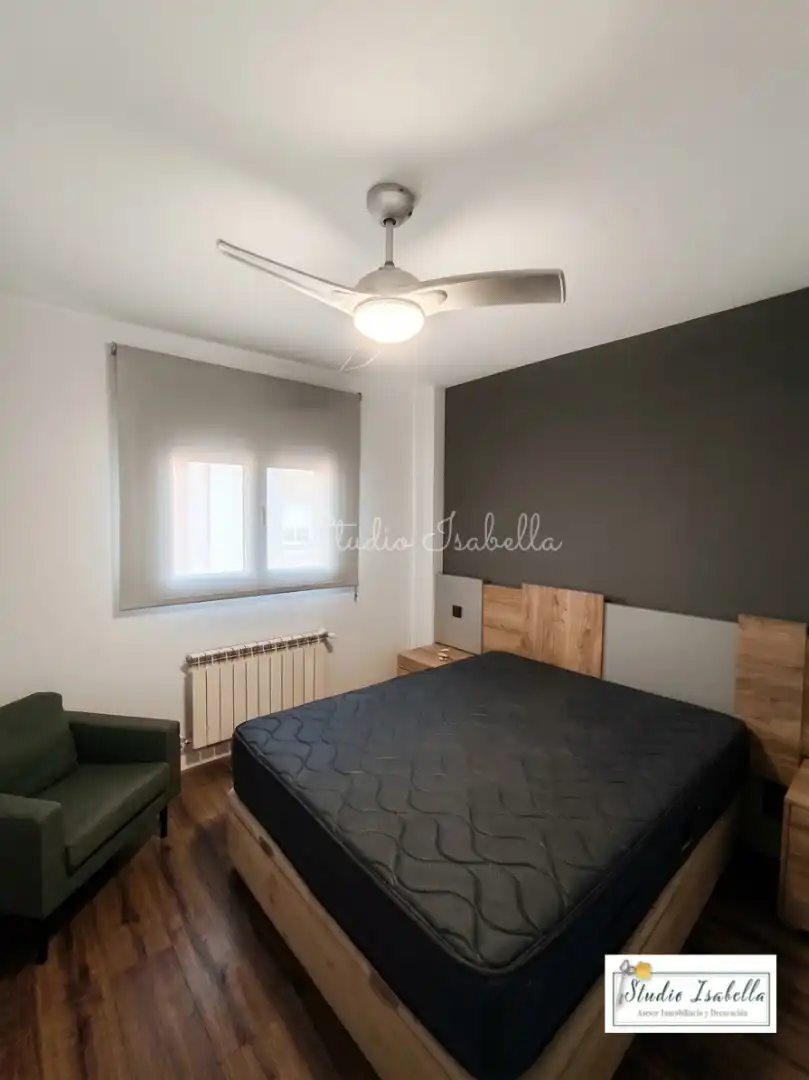 Flat with balcony to rent in Calle Río Arlés, imagen 12