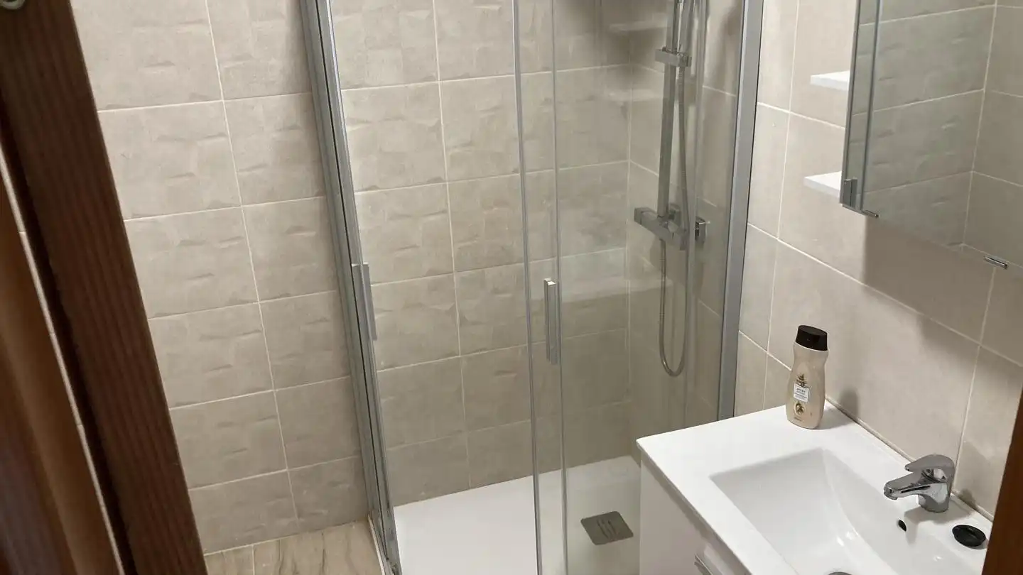 Baño de Piso de alquiler en Garrucha con Terraza