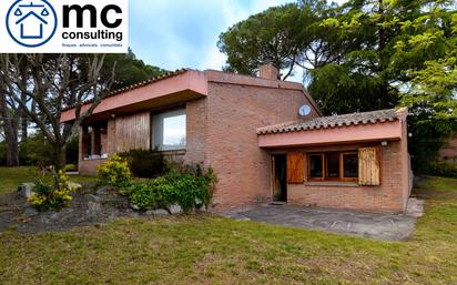 Exterior view of House or chalet for sale in L'Ametlla del Vallès  with Heating and Terrace