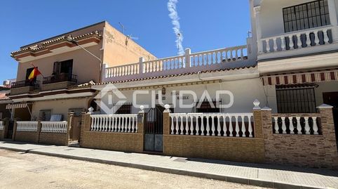 Foto 2 de Casa o xalet en venda a Avenida de Rota, Chipiona