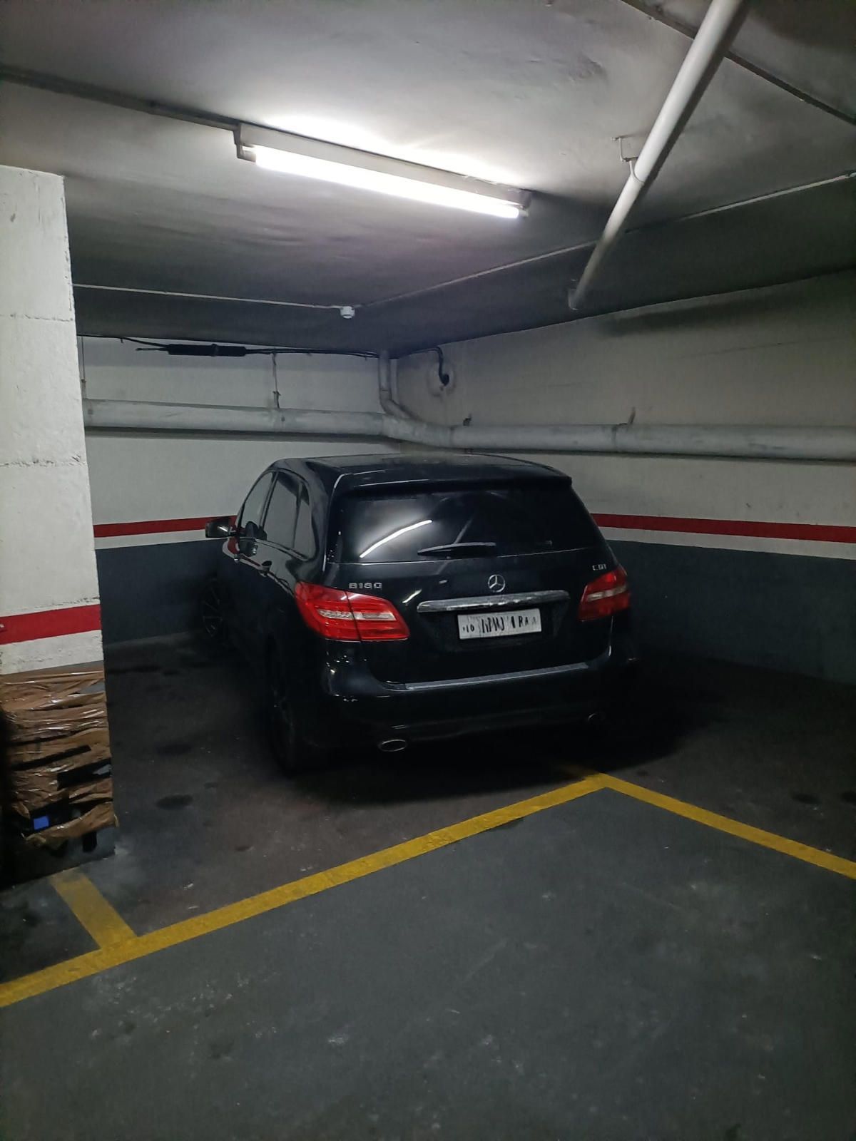Parkplatz von Garage zum Verkauf in  Barcelona Capital