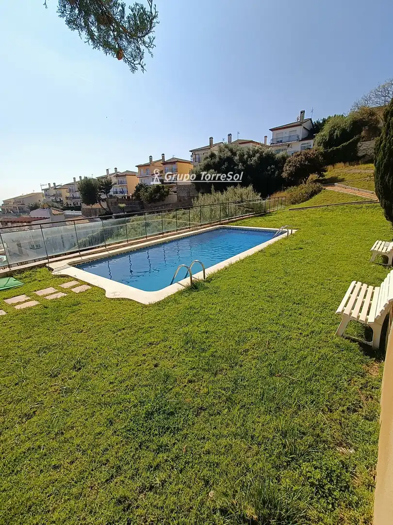 Casa con piscina en venta en Estats units