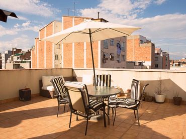Penthouse mit Balkon zum Verkauf in Carrer de los Castillejos 284