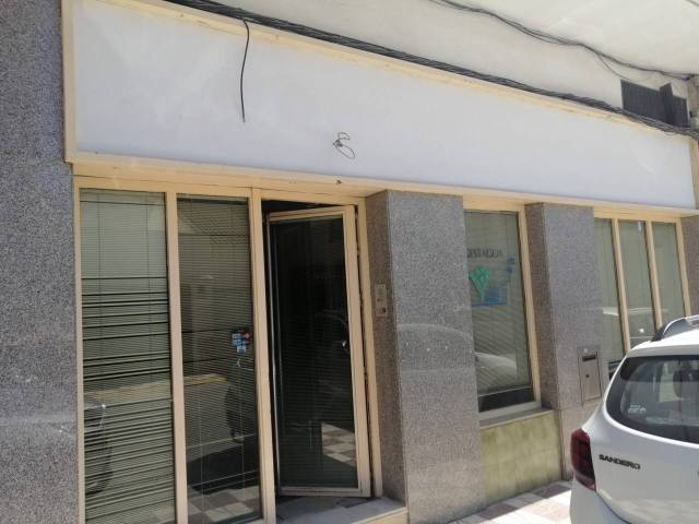 Local comercial en Alquiler en Eras Altas  en Huétor Tájar