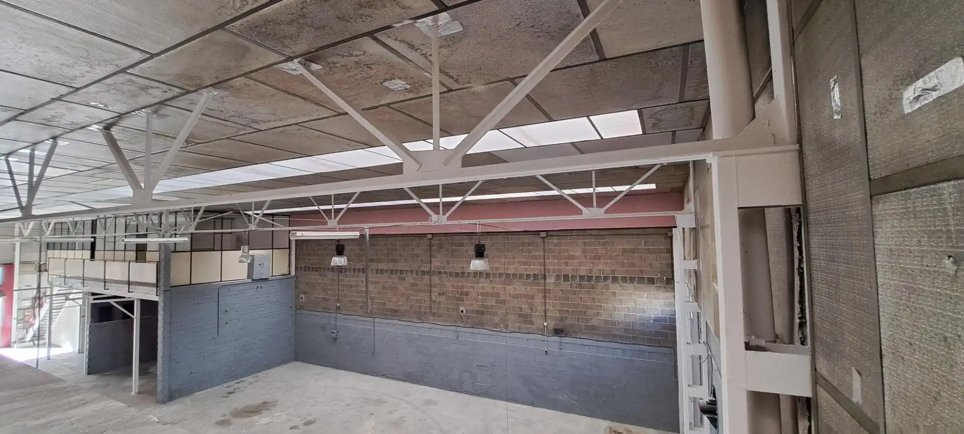 Nave industrial de alquiler en Sant Celoni